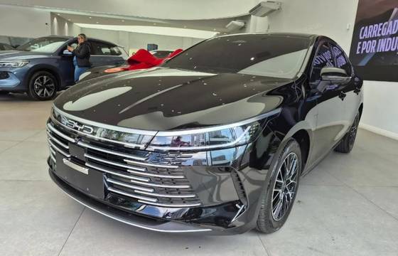 BYD KING 1.5 DM-I PHEV GS AUTOMÁTICO BYD KING 1.5 DM-I PHEV GS AUTOMÁTICO